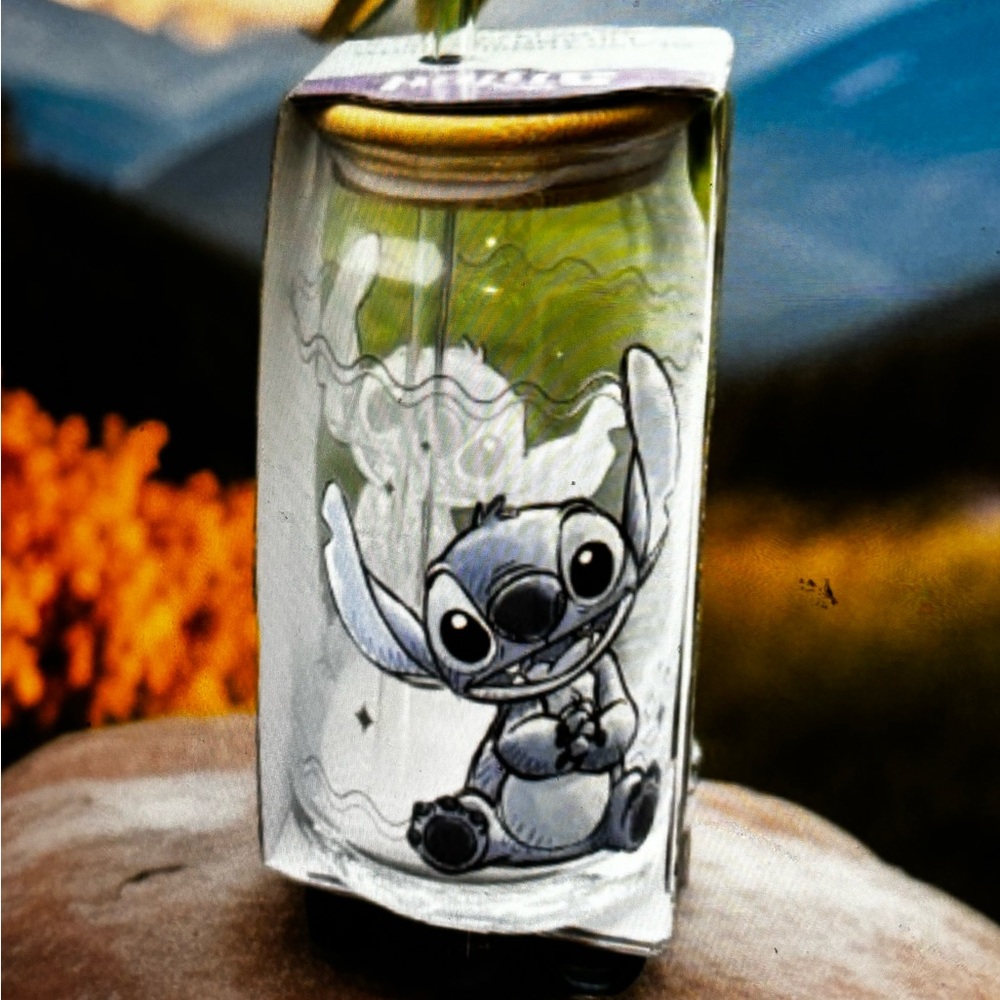 New Disney Lilo & Stitch Beautiful Lemonade Sipper Mug Tumbler Bamboo Lid gift